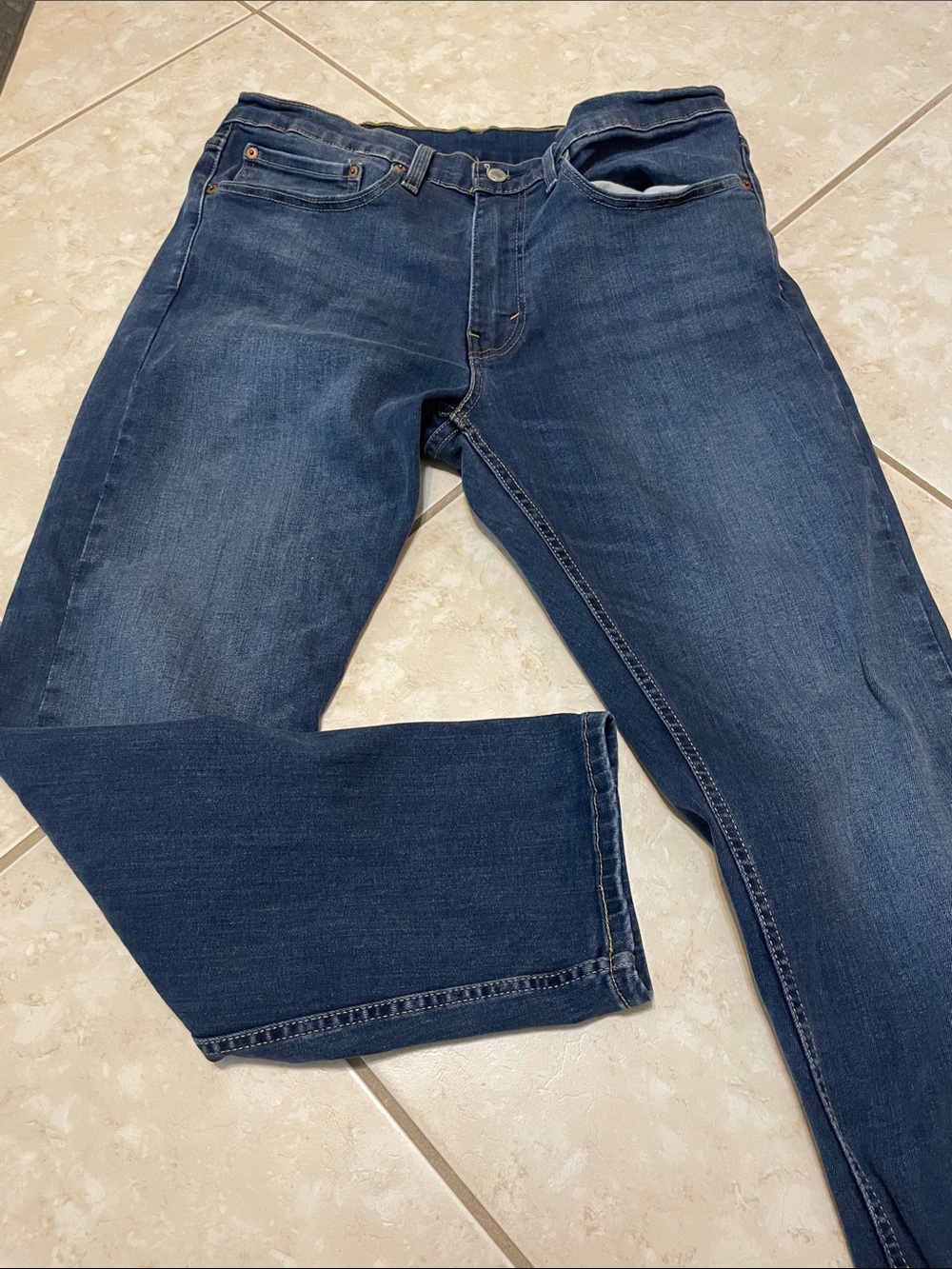 Levi's Men's Straight Jeans in Dark Blue Denim